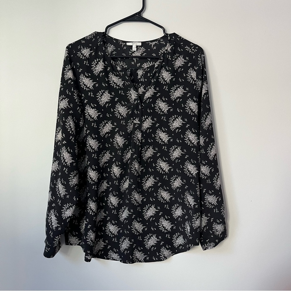 Joie Deon B Floral Silk Blouse Black and White 100% Silk Size Medium